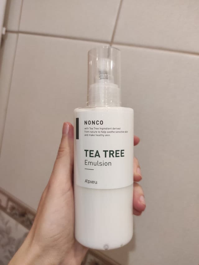 A'pieu Nonco Tea Tree Emulsion review photo by Katherina