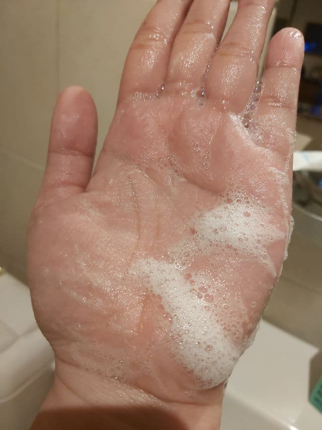L'Occitane Aqua Réotier Water Gel Cleanser review photo by Kathrine