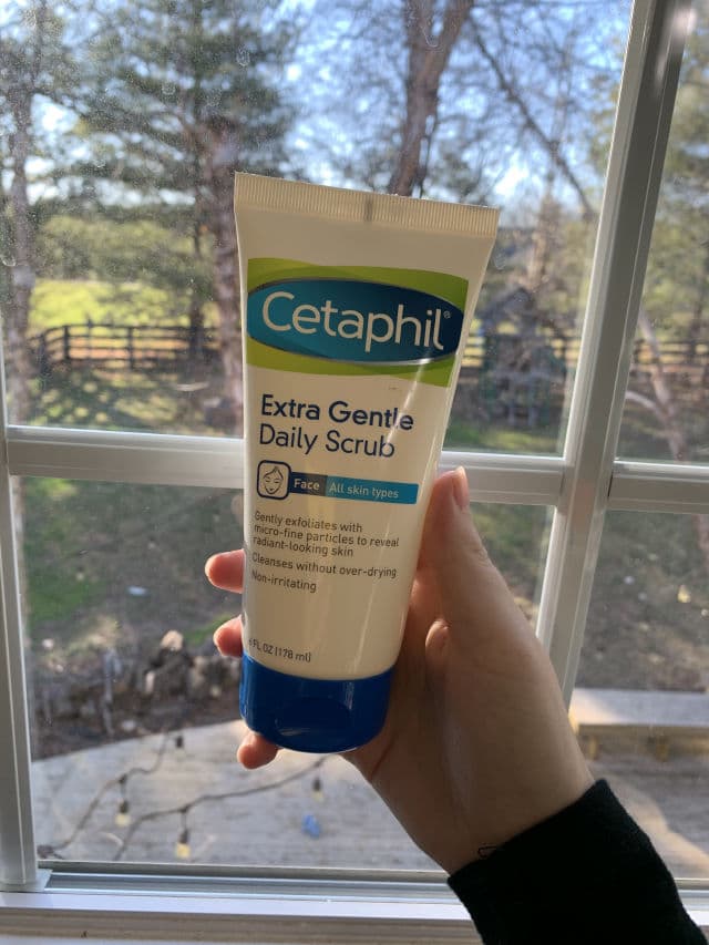 Cetaphil Extra Gentle Daily Scrub review photo by KearaM