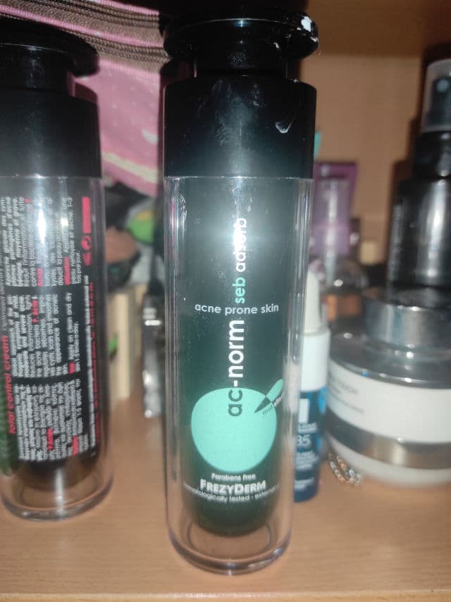 FrezyDerm AC-Norm Seb Adsorb Cream review photo by KellyKall