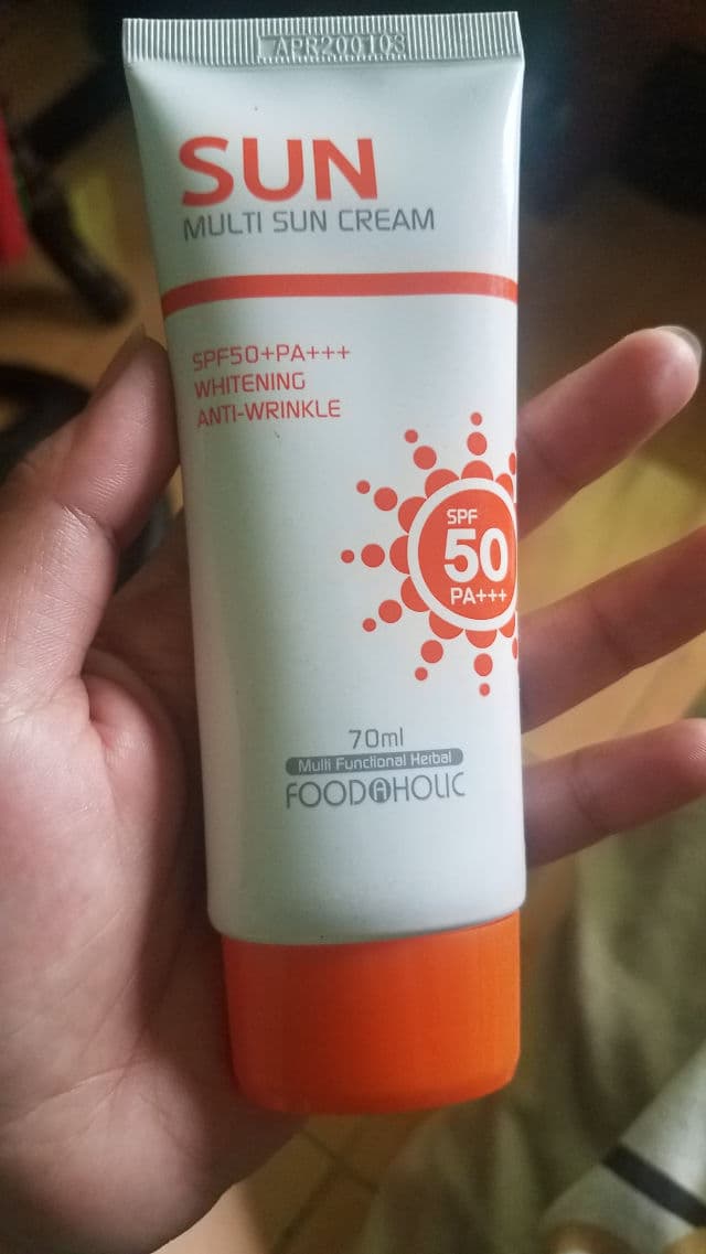 Foodaholic Sun Multi Sun Cream review photo by Kem