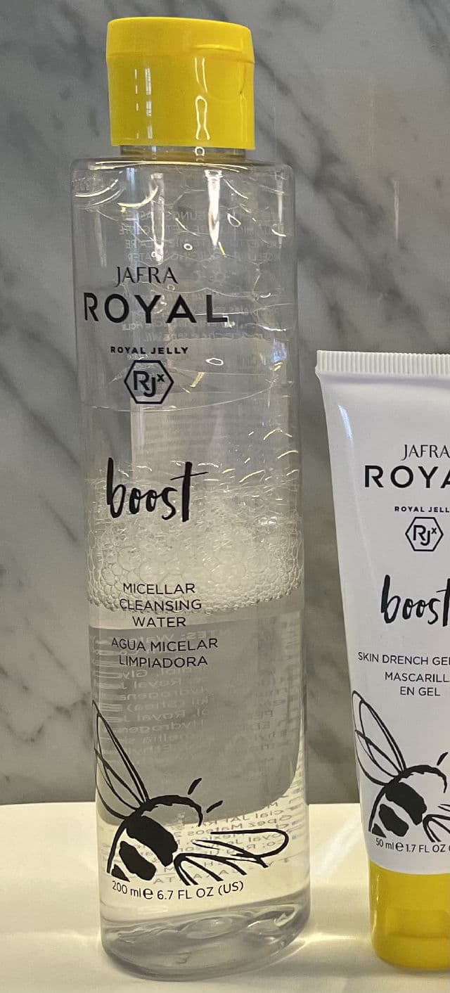 JAFRA Boost Micellar Cleansing Water review photo by Keziatabita