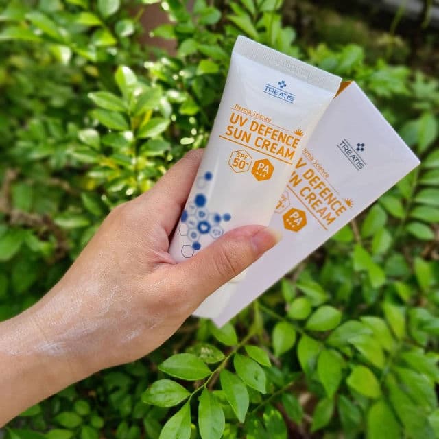 Treatis UV Defence Sun Cream SPF50+ review photo by Kikiliew