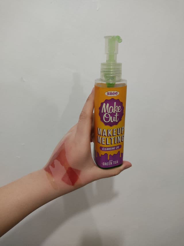 Snoe Beauty Make Out Make Up Melting Cleansing Oil review photo by KimmyKhadija