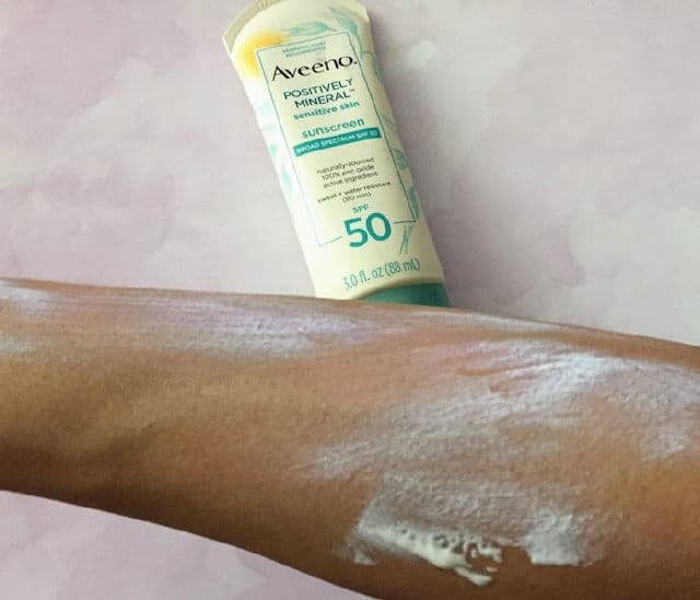 Aveeno Positively Mineral Sensitive Skin Sunscreen Broad Spectrum SPF 50 review photo by Kimsupermodel