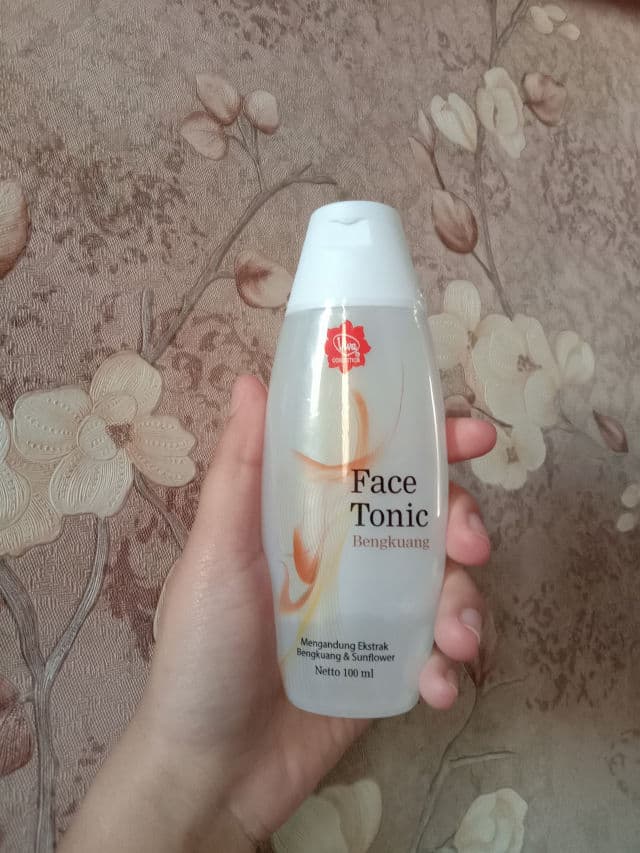 Viva Cosmetics Face Tonic review photo by Koyolll