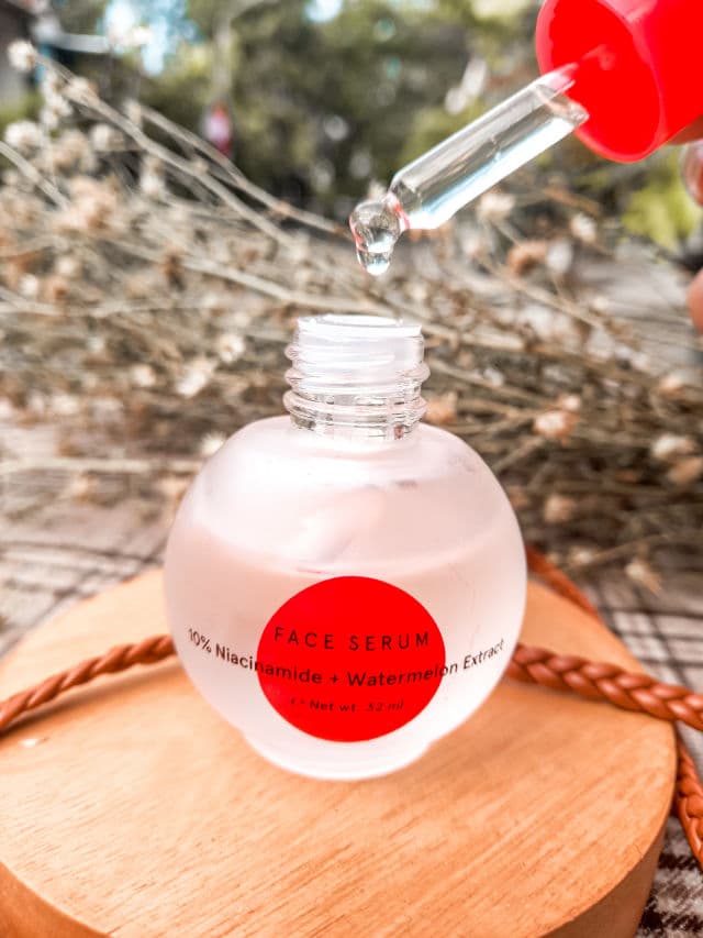Dear Me Beauty 10% Niacinamide + Watermelon Extract Face Serum review photo by Kusuma