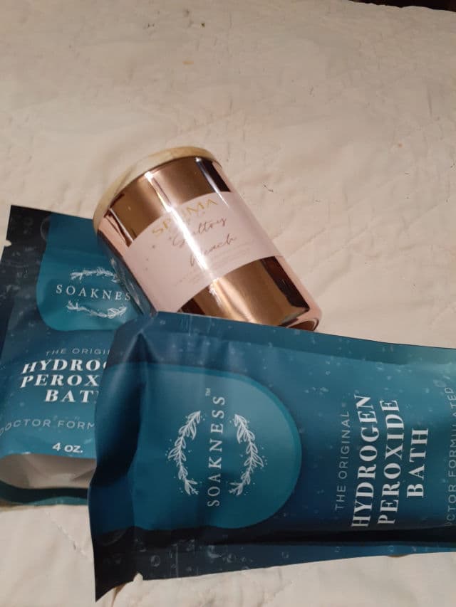 Soakness Hydrogen Peroxide Bath review photo by L2
