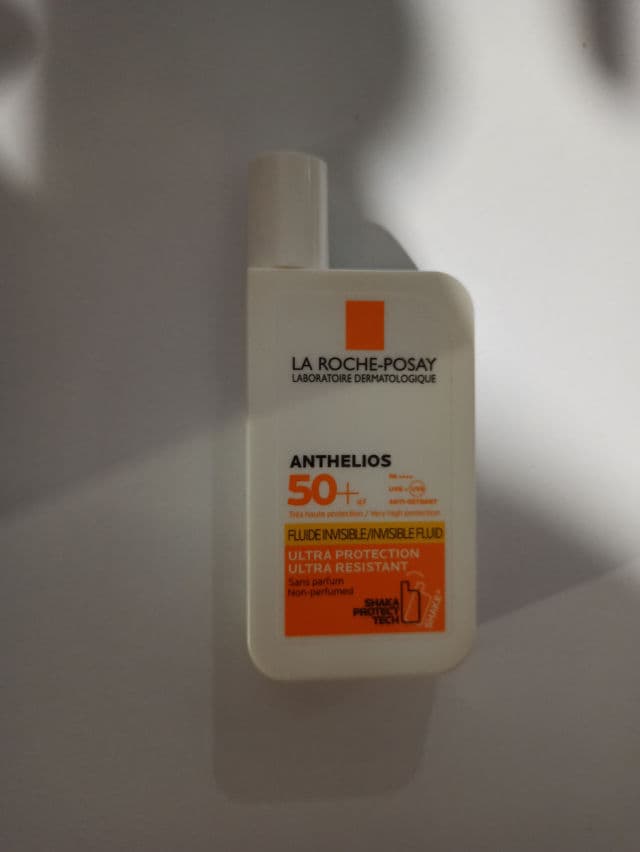 La Roche-Posay Anthelios Ultra Fluid Face Lotion SPF 50+ review photo by LadyDi