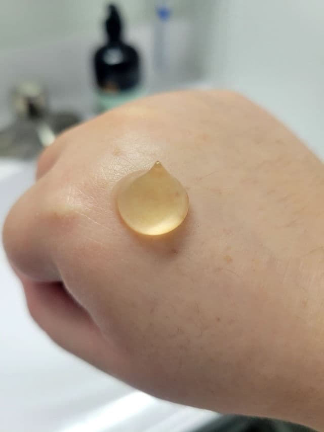 BENTON Aloe Propolis Soothing Gel review photo by LalaReviews