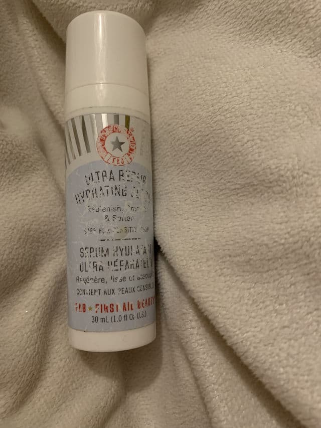 First Aid Beauty Ultra Repair Hydrating Serum review photo by Larryberry