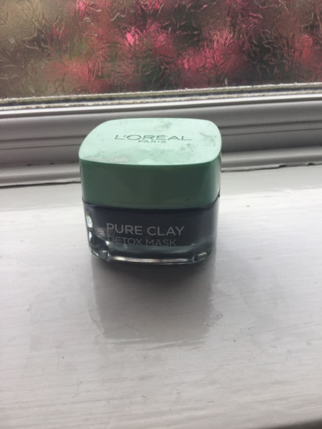 L'Oreal Paris Pure Clay Detoxifying + Brightening Charcoal Mask review photo by LauraG