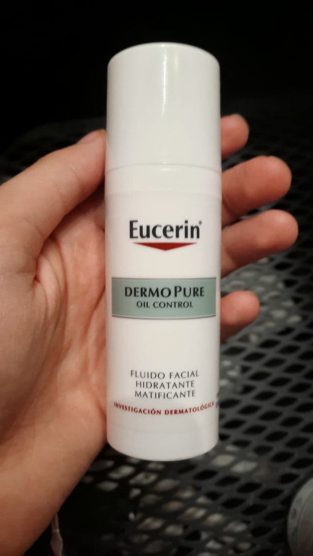 Eucerin DermoPurifyer Oil Control Mattifying Fluid review photo by Laus