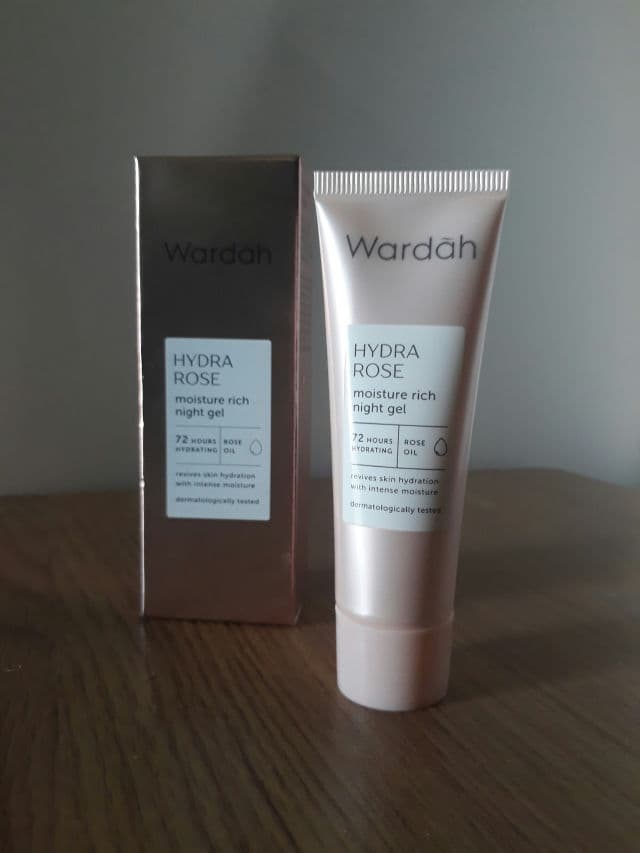 Wardah Hydra Rose Moisture Rich Night Gel review photo by LiaSusilawati
