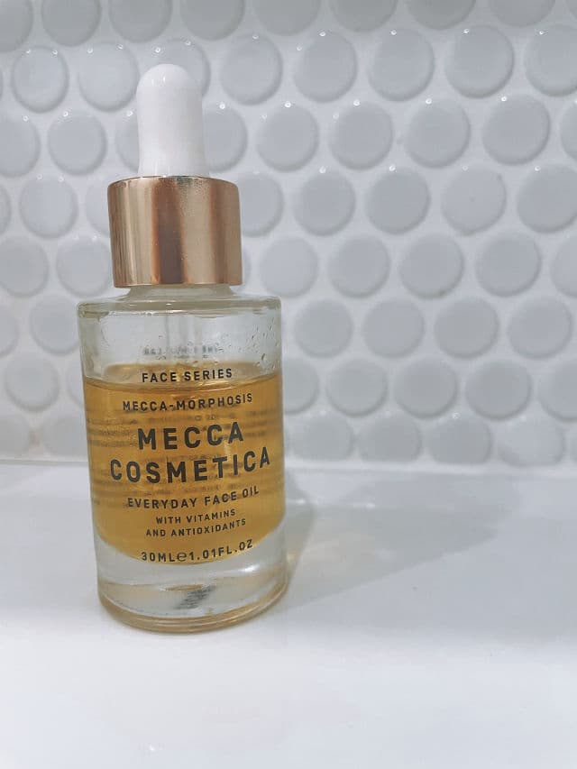 Mecca Cosmetica Everyday Face Oil review photo by LilyLuluLala