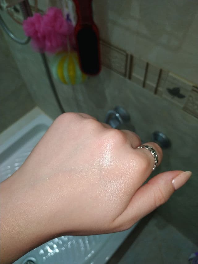 Village 11 Factory Waterproof Cica Sun Lotion SPF50 PA++++ review photo by skincareandcaro