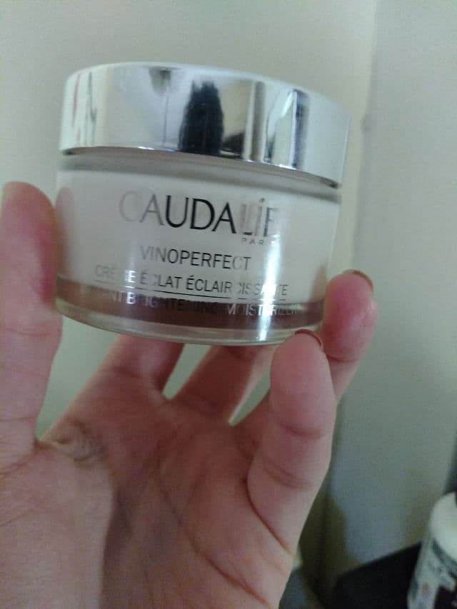 Caudalie Paris Vinoperfect Brightening Moisturizer with Niacinamide review photo by Littledarling27