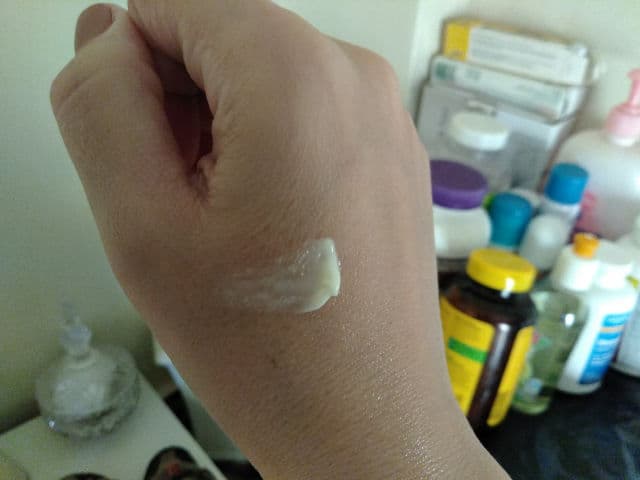 Caudalie Paris Vinoperfect Brightening Moisturizer with Niacinamide review photo by Littledarling27