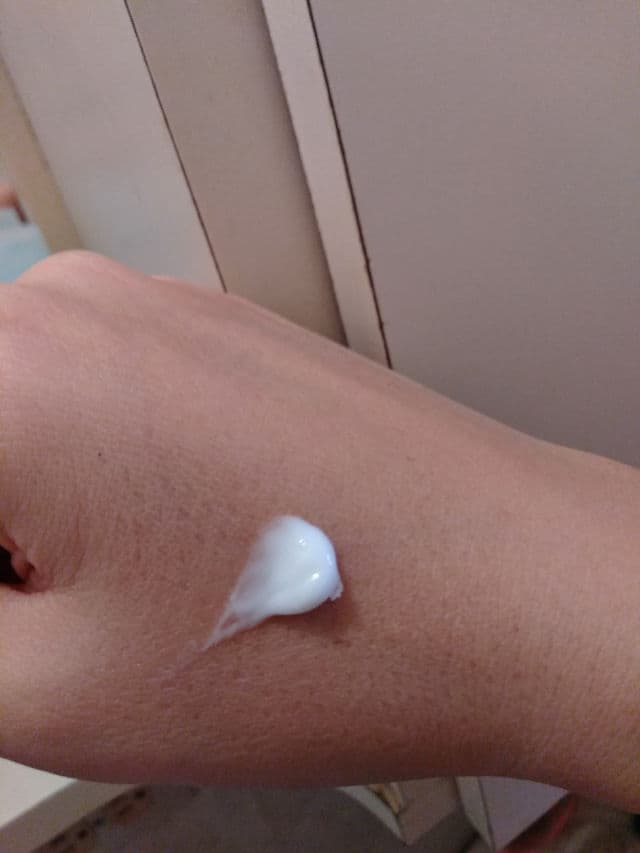 Burt's Bees Renewal Firming Moisturizing Cream review photo by Littledarling27