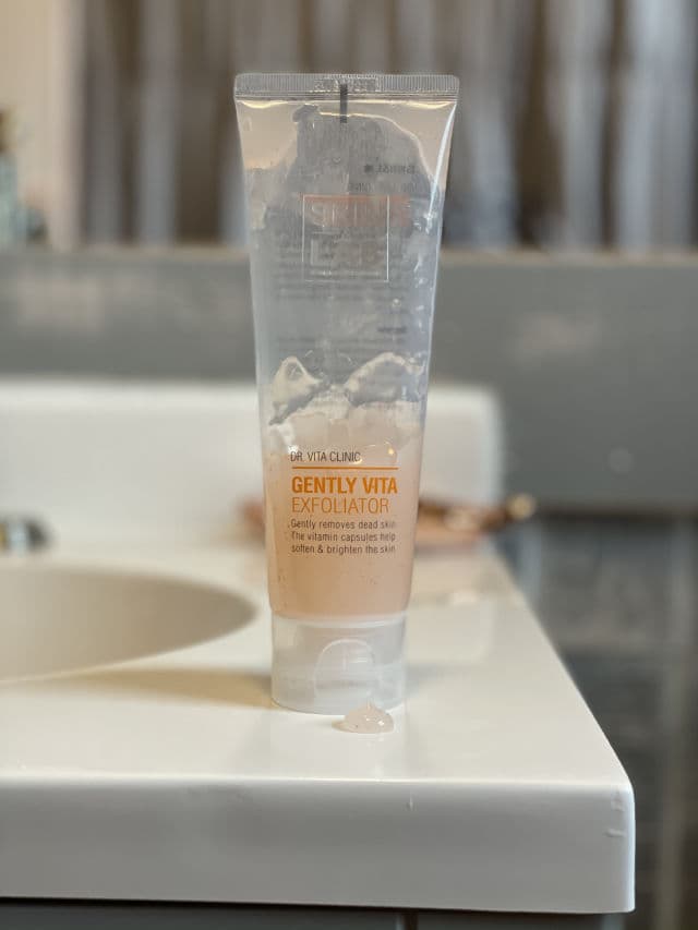 SKIN&LAB [Discontinued] Dr. Vita Clinic Gently Vita Exfoliator review photo by LizzHBrown