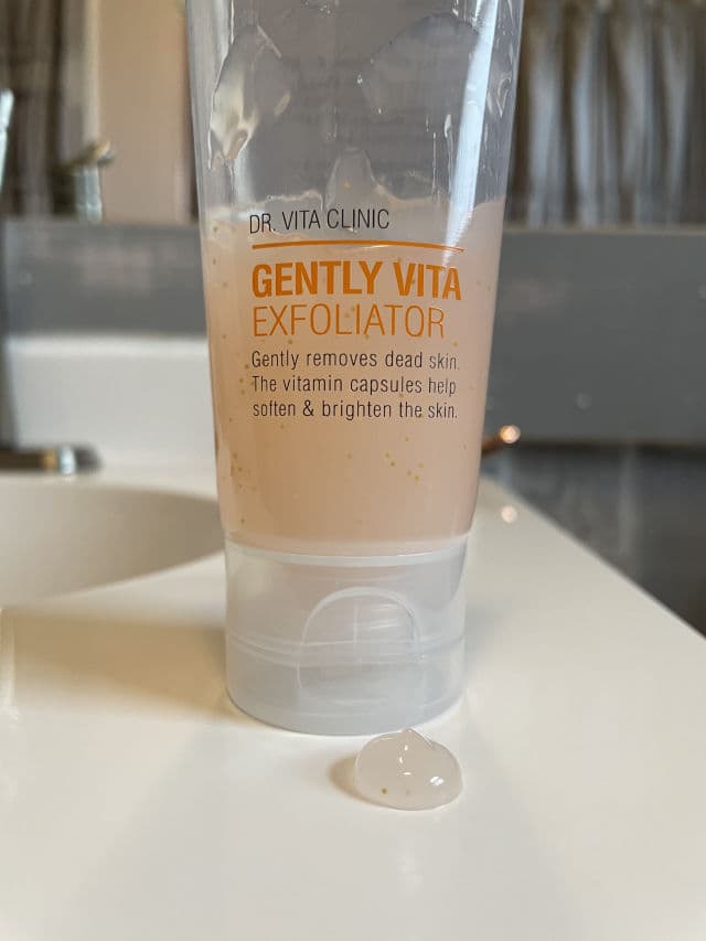 SKIN&LAB [Discontinued] Dr. Vita Clinic Gently Vita Exfoliator review photo by LizzHBrown