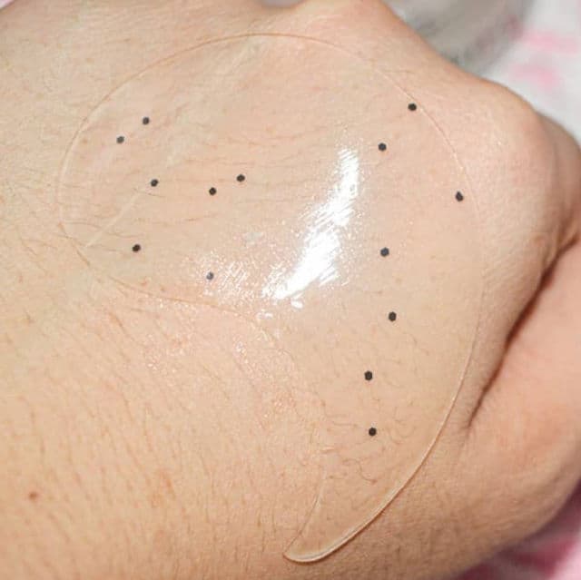 Gaston Shooting Star Crystal Eye Gel Patch review photo by Lovemadediary