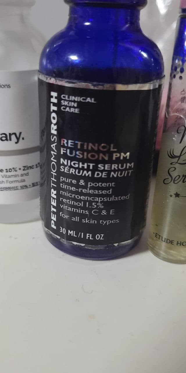 Peter Thomas Roth Retinol Fusion PM Night Serum review photo by Sarcolynna