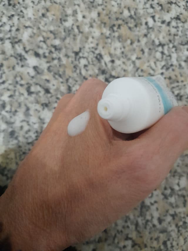 LABIOTTE UV Veil Cooling Sun Fluid SPF50+ PA++++  review photo by Lyp