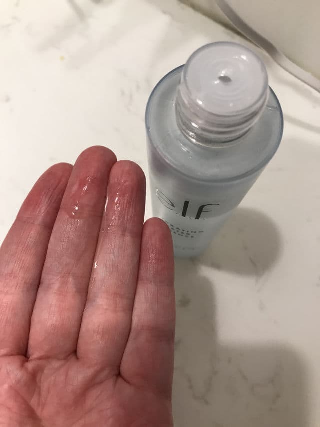 e.l.f. Cosmetics Hydrating Water Essence review photo by Lys08