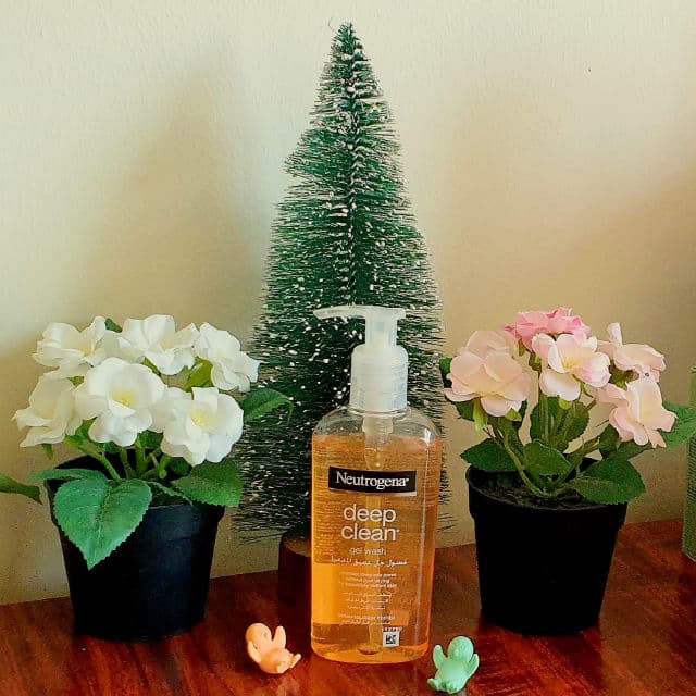 Neutrogena Deep Clean Gel Wash review photo by MACKY