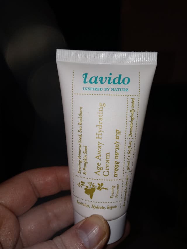 Lavido Age Away Hydrating Cream review photo by Mandeekaye