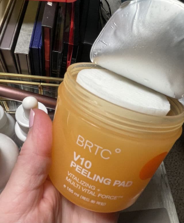BRTC V10 Vitamin Peeling Pads 80 Sheets review photo by Mannika
