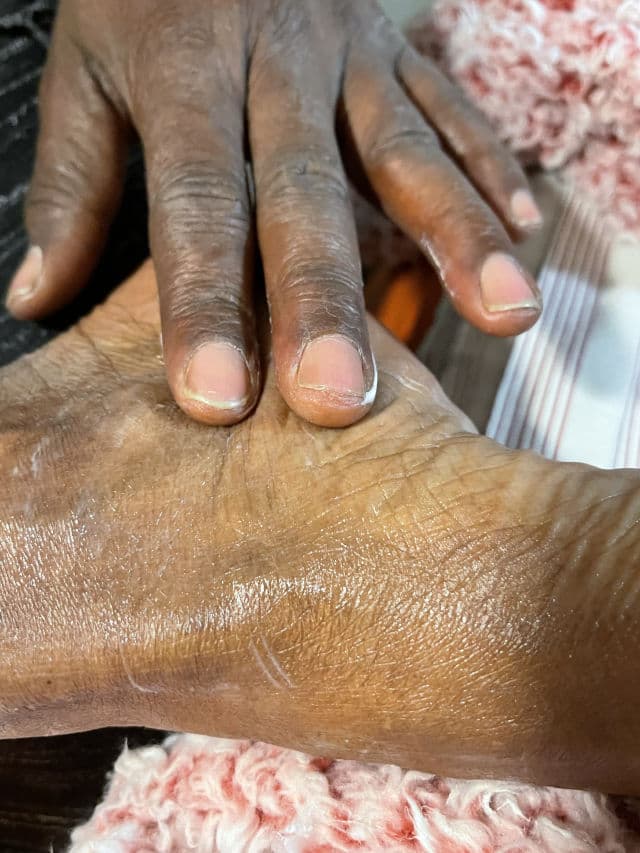 Pureauty Naturals Foot Cream review photo by Mannika