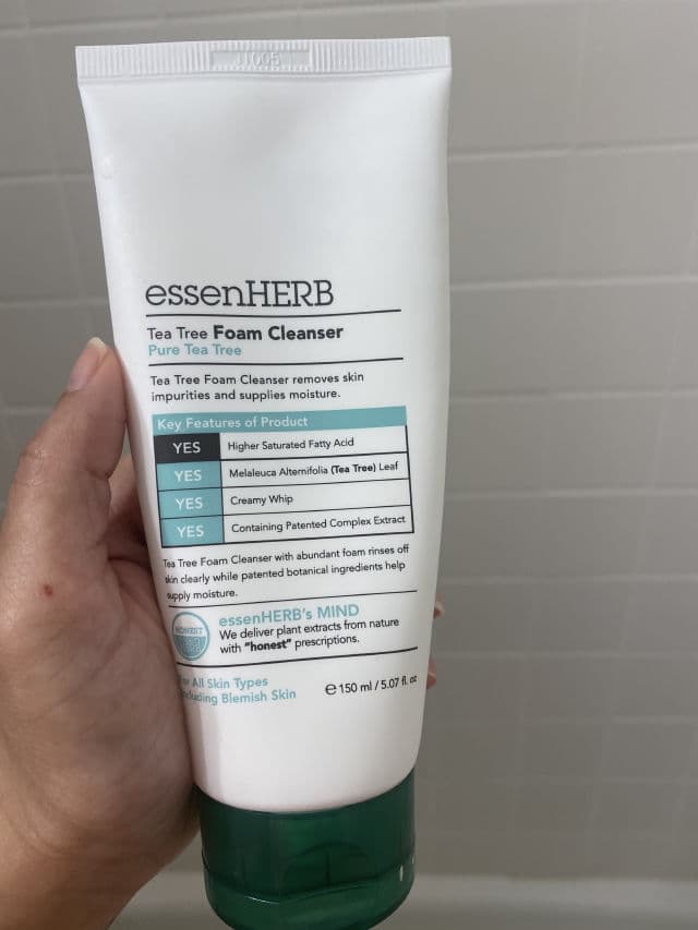 essenHERB Tea Tree Foam Cleanser review photo by Mareenap