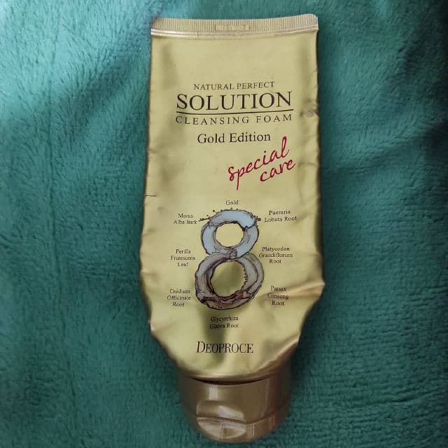 Deoproce Natural Perfect Solution Cleansing Foam Gold Edition review photo by Mavle