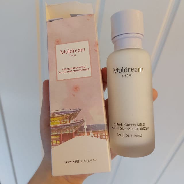 Muldream Vegan Green Mild All In One Moisturizer review photo by MeabhLee