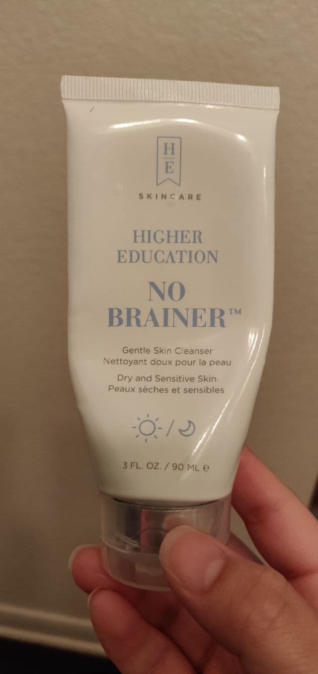 Higher Education No Brainer Gentle Facial Cleanser review photo by Meepsie