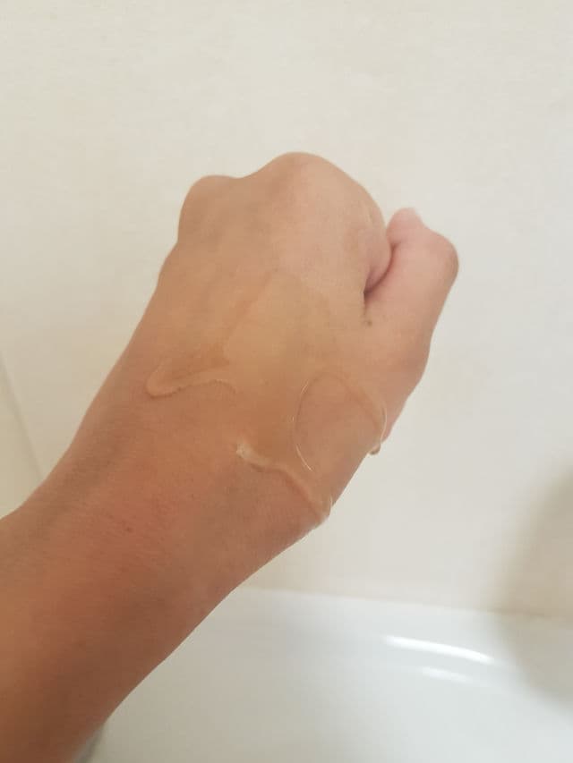 Avene XeraCalm A.D Lipid-Replenishing Cleansing Oil review photo by Meg908