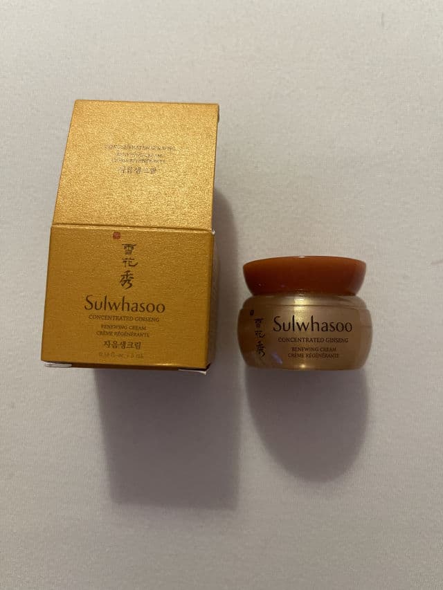 Sulwhasoo Concentrated Ginseng Renewing Eye Cream EX review photo by MegD630