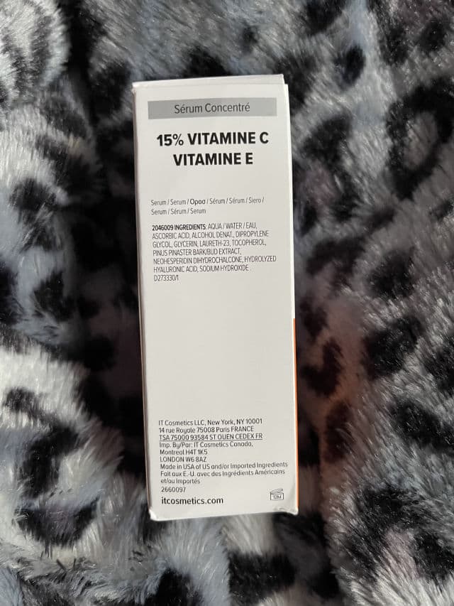 It Cosmetics Bye Bye Dullness Vitamin C Serum review photo by MegD630