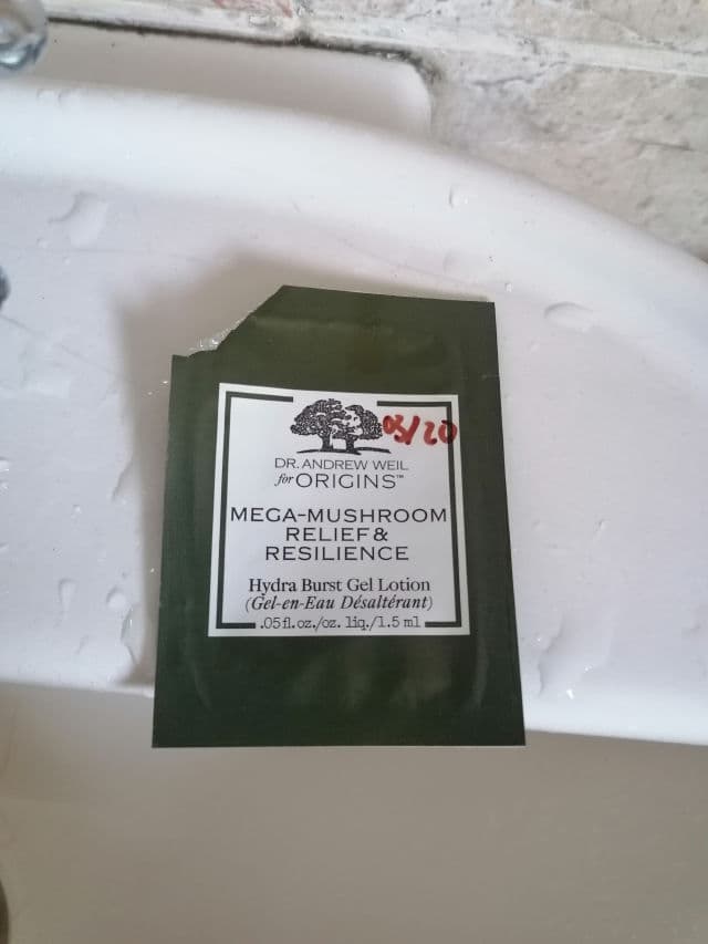 Origins Mega-Mushroom Skin Relief Face Lotion review photo by Shixx95