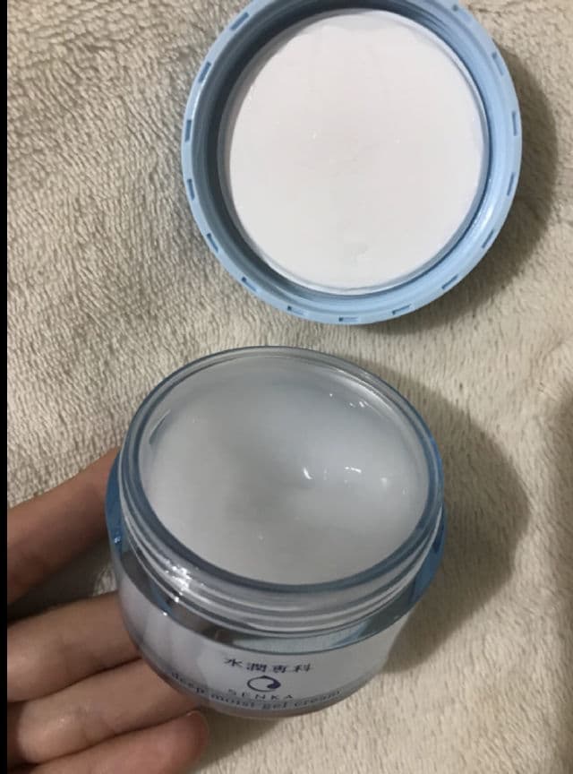 Senka Deep Moist Gel Cream review photo by MeiMeiReview