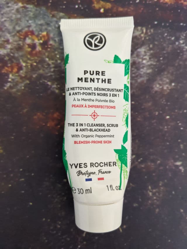 YVES ROCHER The 3 in 1 Cleanser, Scrub & Blackheads - Pure Menthe review photo by Mgp1104
