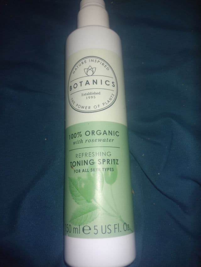 Botanics Organic Toning Spritz review photo by MiaRay