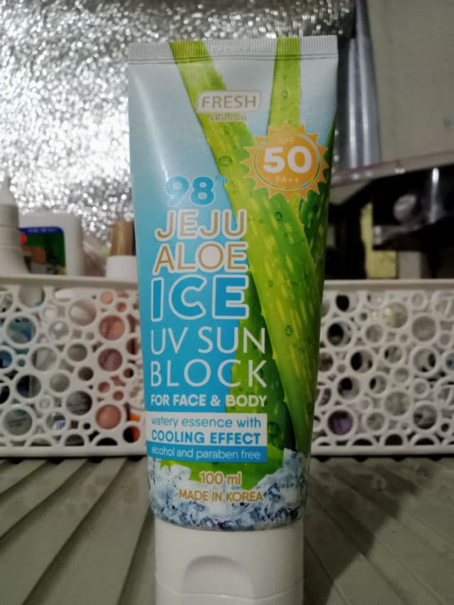 Fresh Skinlab Jeju Aloe Ice Sunblock SPF50 review photo by Micay