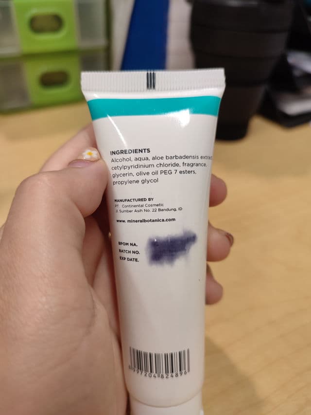 Mineral Botanica Hand Gel review photo by Michico