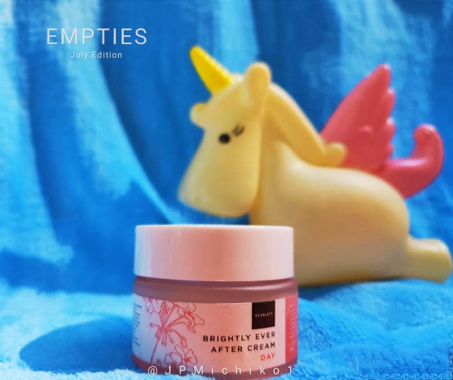 Scarlett Whitening Brightly Ever After Day Cream review photo by Michico