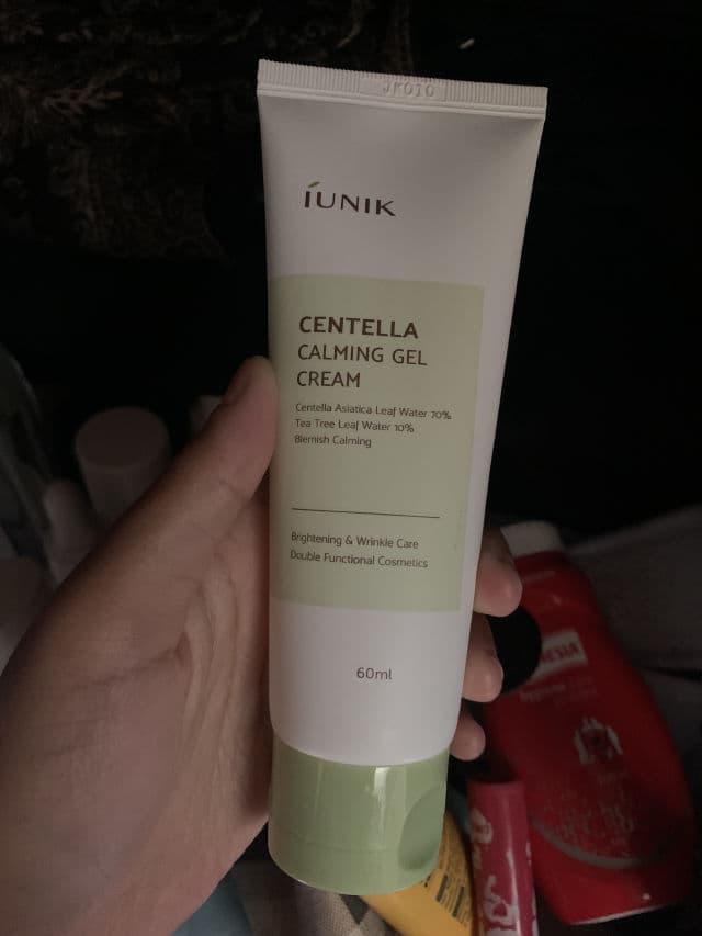 Iunik Centella Calming Gel Cream review photo by MieraSyaf