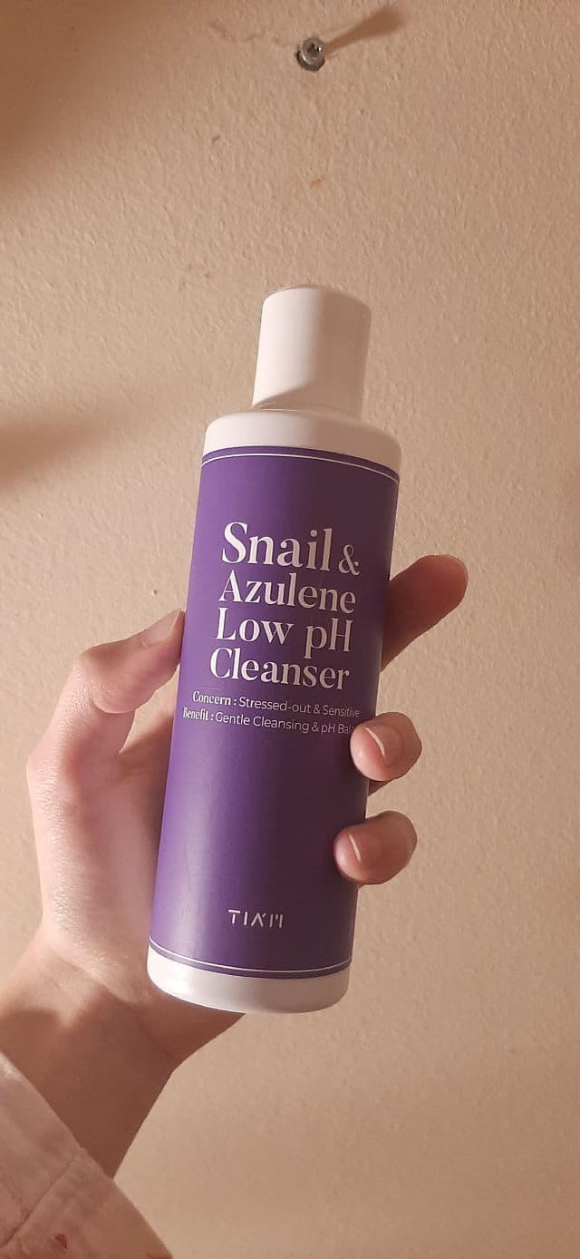 TIAM [Discontinued] Snail & Azulene Low PH Cleanser review photo by Mimi09