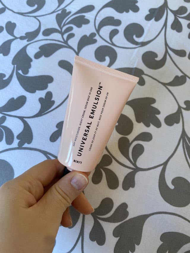 Lixirskin Universal Emulsion review photo by Skincarewithmimi